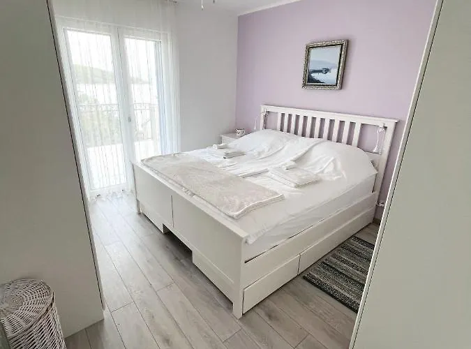 Leut Apartman Nečujam
